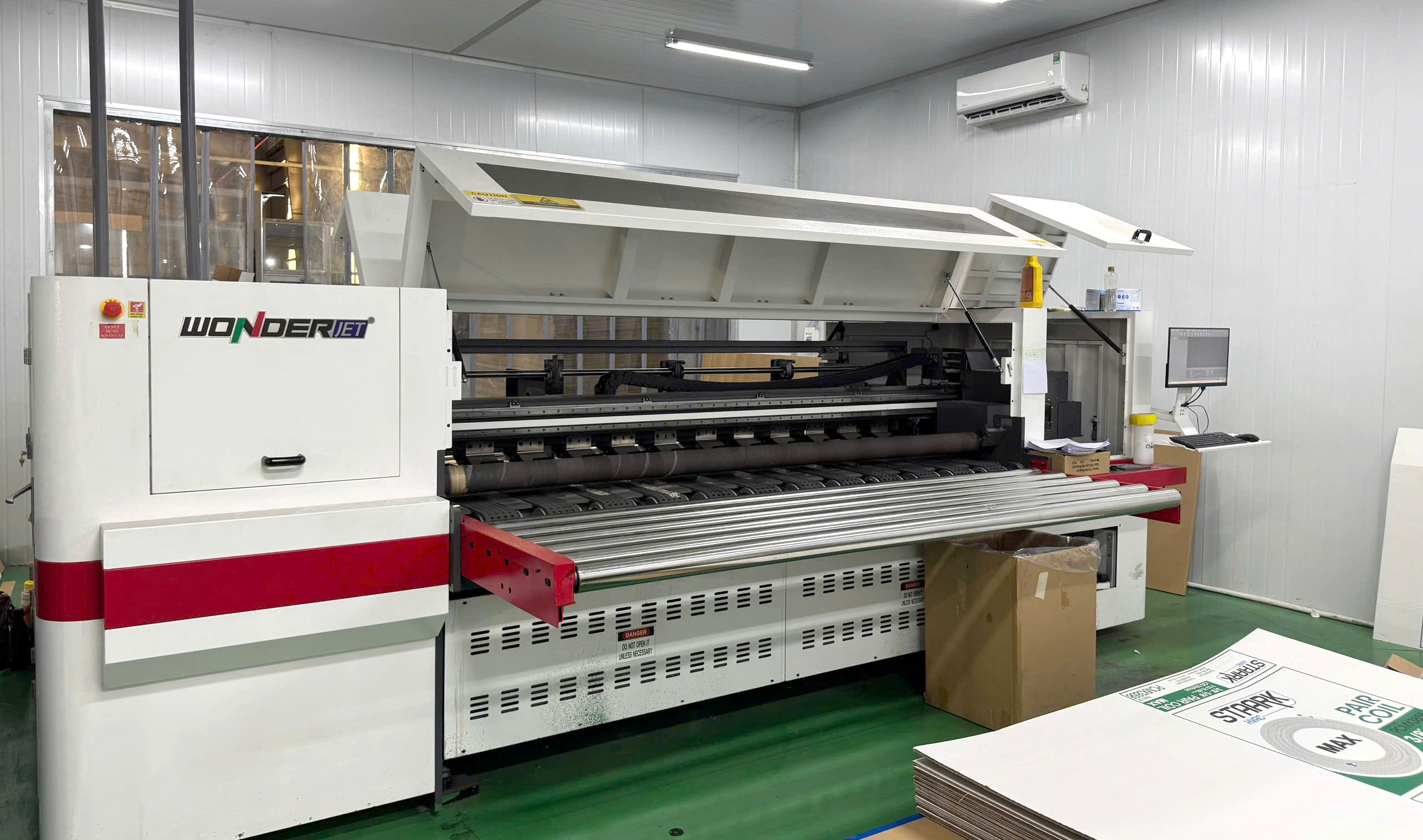 Factory 2: 7,000 m²
